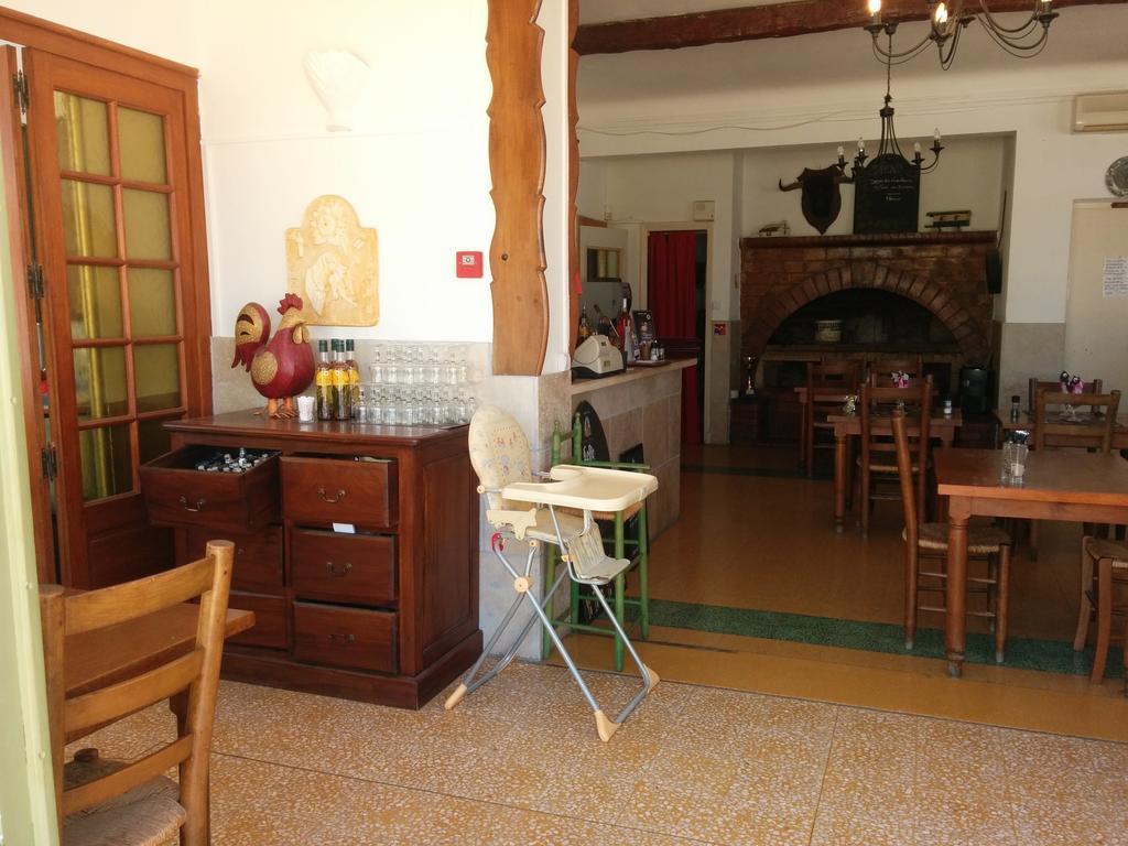 Hotel Restaurant L'Agachon Albaron Екстериор снимка
